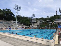 -越秀山游泳场