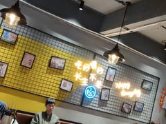 大堂-记忆串城·东北烧烤·小龙虾·大型团建(南油店)