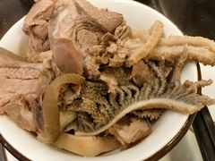 -老石黑山羊毛驴肉火锅(金凯广场店)