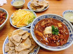 老北京炸灌肠-门框胡同百年卤煮(新街口店)