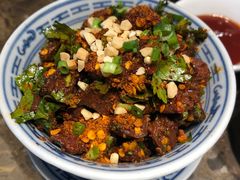 -沪小二炭火蛙锅(淮海中路美食不夜城店)