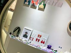 -LADY FAFA(巨鹿路陕西南路路口店)