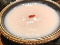 -老牌坊云南鱼豆花火锅(爱建店)