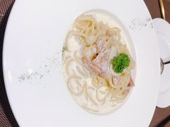 奶油腌肉蘑菇面-LUCCA卢卡西班牙海鲜饭(远洋广场店)