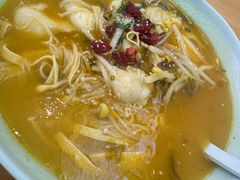 -酸小七(国华广场店)