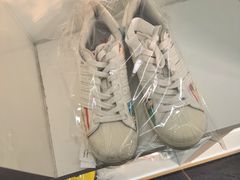 -翰皇直营洗衣洗鞋(望京鹿港店)