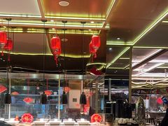 -大中华希尔顿酒店-念自助餐·嗨啤·小龙虾