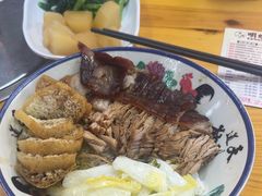 -明姨仔潮汕美食·碳炉猪脚·汕尾牛腩饭·起片鸡煲(起义路店)