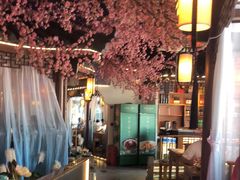 -荷塘秋月·本帮江浙菜(国权路店)