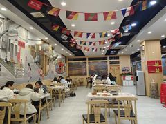 -江城燕子大排档(江汉路步行街店)