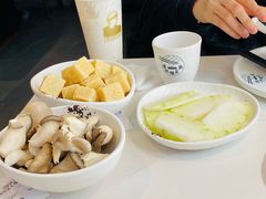 -德林酸菜鱼火锅(南丹店)