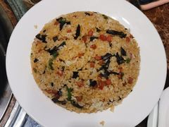-菌海森林·非遗野生菌火锅(西山区滇池路摩根道店)
