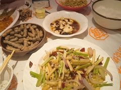 -老街烧烤大排档·地道湖北菜·龙虾馆(汉口火车站店)