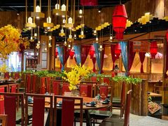 -老滇山寨•云南特色菜•地方菜•民族风情歌舞表演(金碧店)