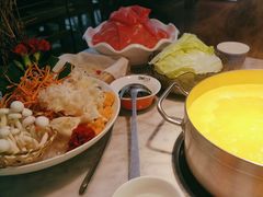 -澳美徕·港式花胶鸡火锅(高新万达店)