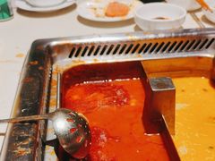 -海底捞火锅鲜切牛肉主题店(长寿路店)