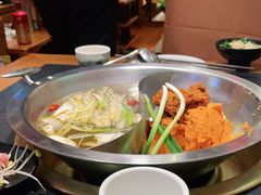 -沸炉重庆老火锅(军事博物馆店)