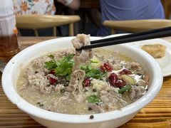 酸菜肥牛-无招牌
