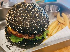 美式牛肉汉堡-LITTLE MICHAEL 小迈克西餐厅