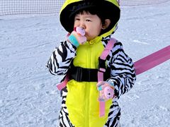 -庙香山滑雪场