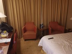 -汕尾巴黎半岛酒店