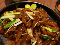 干炒牛河-来龙里 精致 东南亚餐室(万象城店)