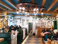 -米德维奇俄式西餐厅(西六道街店)