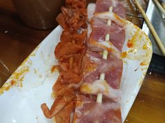 -哈尔滨小酒馆·鲜肉现穿自助烧烤(康新花园店)