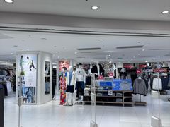 -优衣库(上海正大广场店)