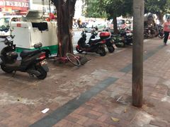 -正宗钢管厂五区·小郡肝火锅·串串香(商品街总店)