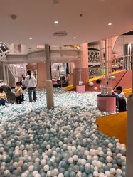-奈尔宝家庭中心·亲子餐厅(鄞州万达店)