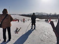 -华彬猛犸滑雪场