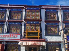 -八廓街-根敦群培纪念馆