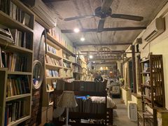 -斯多格书乡(北京大学畅春园店)