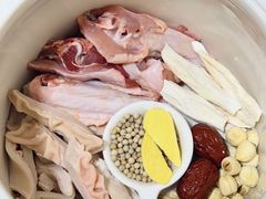 -15年老字号鑫鑫猪肚鸡·椰子鸡海南火锅(兴隆华侨农场店)