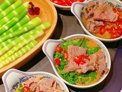 -牛村来人潮汕牛肉火锅(西单店)