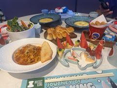 -水桶王国主题餐厅·聚会·生日派对·亲子活动·家庭套餐(亚龙湾希尔顿店)