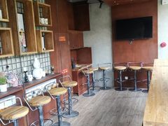 -77啤妹精酿生活馆(前门店)