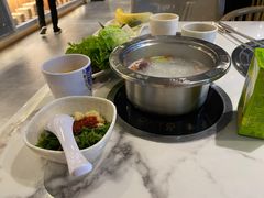 -欢乐时光烤肉火锅自助(龙岩新罗万达店)