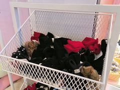 -名创优品(中原万达2F店)