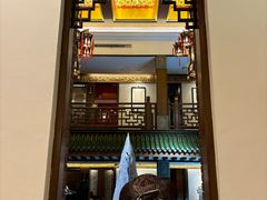 -梅龙镇酒家(南京西路总店)
