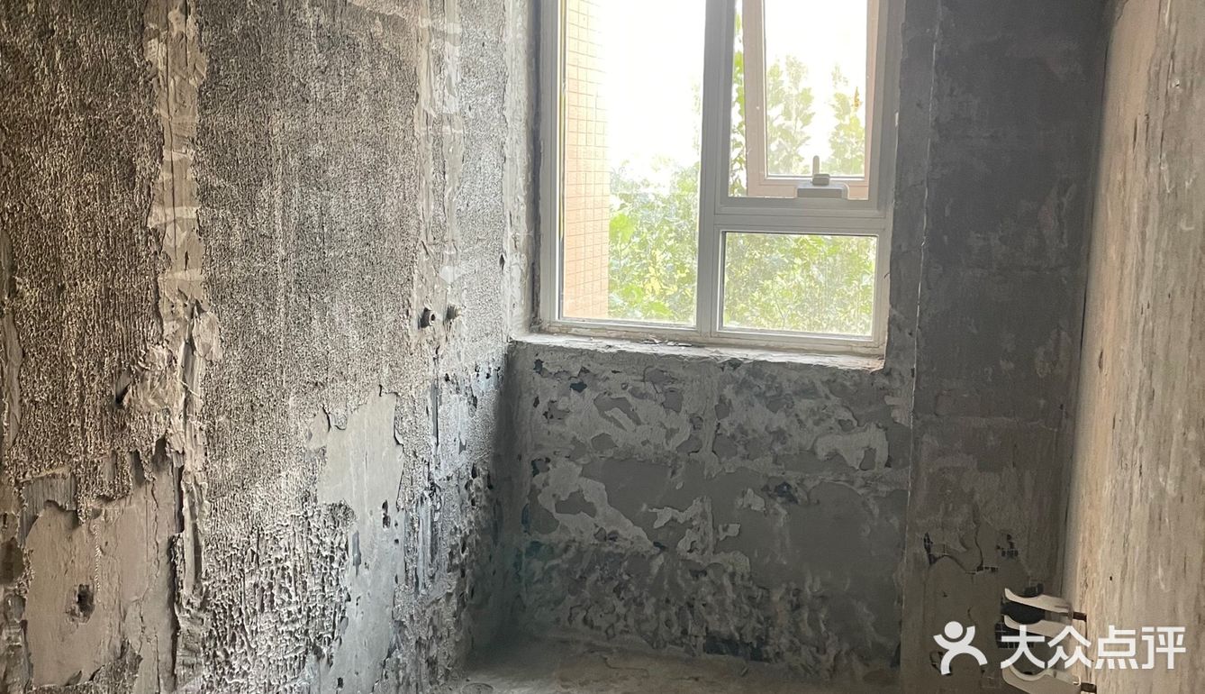 费用确实挺高的，业主刚买完房