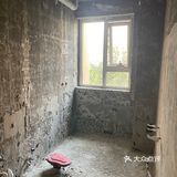 费用确实挺高的，业主刚买完房