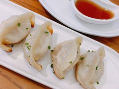 苏小柳鲜肉锅贴-苏小柳手工点心(人民广场分院)