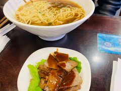 咸菜酱牛肉面-德兴馆(广东路总店)