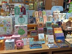 -百新书局(尚悦湾店)