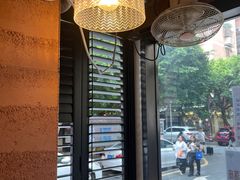 -CowCow其其·牛杂咖啡公司(六运店)