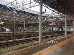 月台-衡阳东站