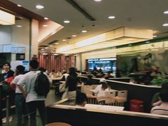 大堂-肯德基(虹桥机场T2北指廊精选外卖点店)