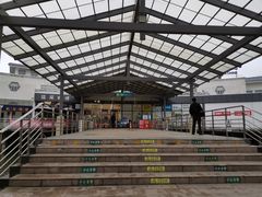 -平望服务区·停车场